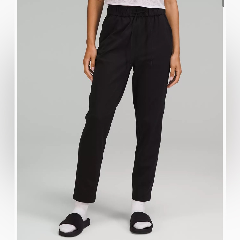 Stretch High-Rise Pant 7/8 Length Black